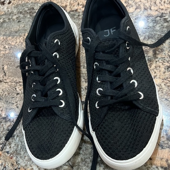 JF Tennys - Picture 4 of 8